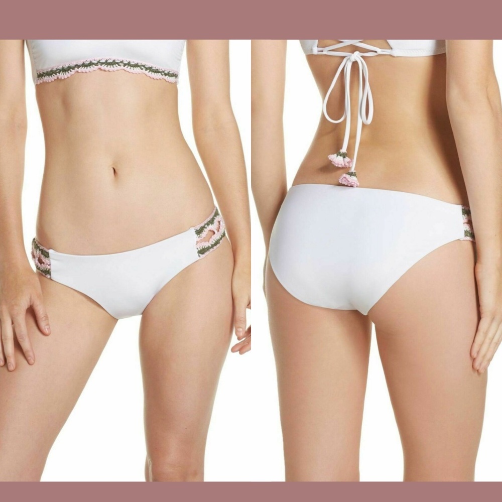 NEW BECCA Medina Hipster Bikini Bottoms‎ in White Multi [SZ Large ]